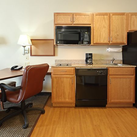 Suburban Studios Fort Smith Room photo